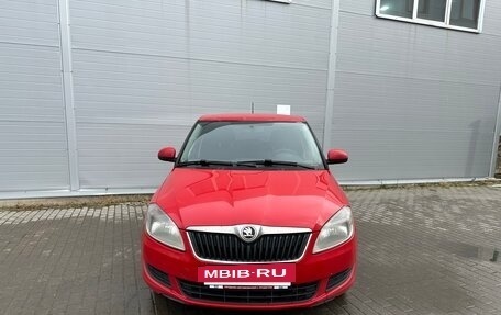 Skoda Fabia II, 2013 год, 295 000 рублей, 2 фотография