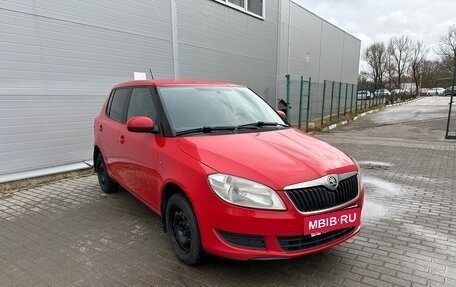 Skoda Fabia II, 2013 год, 295 000 рублей, 3 фотография