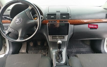 Toyota Avensis III рестайлинг, 2007 год, 650 000 рублей, 2 фотография