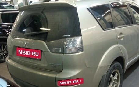 Mitsubishi Outlander III рестайлинг 3, 2008 год, 880 000 рублей, 3 фотография
