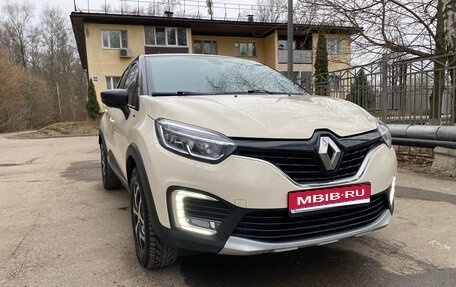 Renault Kaptur I рестайлинг, 2019 год, 1 850 000 рублей, 1 фотография