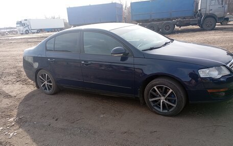 Volkswagen Passat B6, 2006 год, 430 000 рублей, 2 фотография