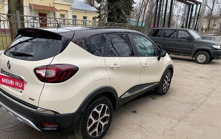 Renault Kaptur I рестайлинг, 2019 год, 1 850 000 рублей, 16 фотография