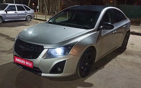 Chevrolet Cruze II, 2012 год, 750 000 рублей, 3 фотография