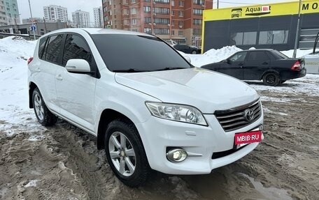 Toyota RAV4, 2011 год, 1 470 000 рублей, 2 фотография