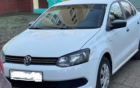 Volkswagen Polo VI (EU Market), 2014 год, 705 000 рублей, 2 фотография