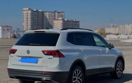 Volkswagen Tiguan II, 2019 год, 2 980 000 рублей, 8 фотография