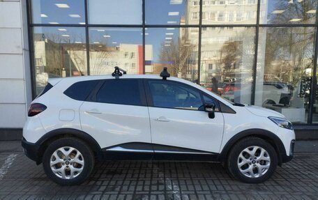 Renault Kaptur I рестайлинг, 2016 год, 1 577 000 рублей, 4 фотография