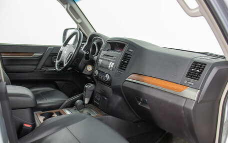 Mitsubishi Pajero IV, 2008 год, 2 160 000 рублей, 9 фотография