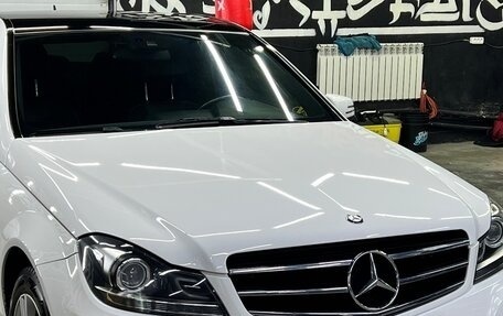 Mercedes-Benz C-Класс, 2013 год, 1 800 000 рублей, 2 фотография