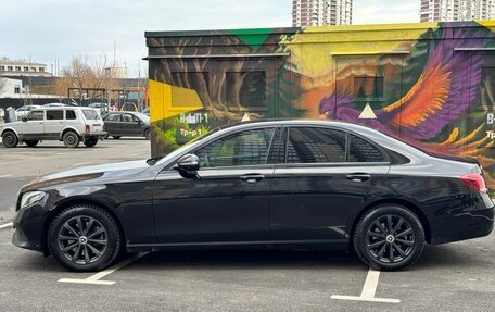 Mercedes-Benz E-Класс, 2017 год, 2 250 000 рублей, 9 фотография