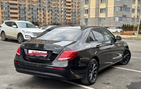 Mercedes-Benz E-Класс, 2017 год, 2 250 000 рублей, 7 фотография