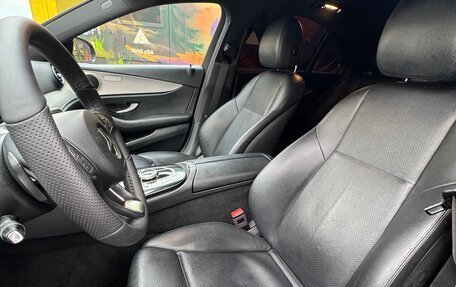 Mercedes-Benz E-Класс, 2017 год, 2 250 000 рублей, 21 фотография