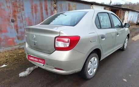 Renault Logan II, 2015 год, 870 000 рублей, 4 фотография