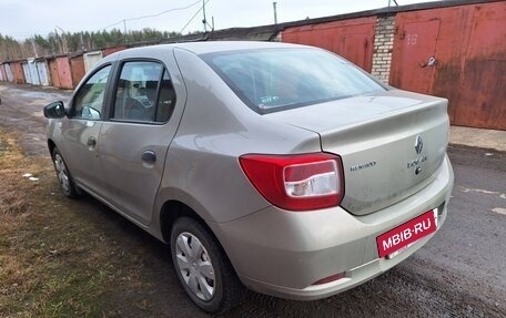 Renault Logan II, 2015 год, 870 000 рублей, 5 фотография