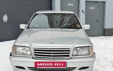 Mercedes-Benz C-Класс, 1998 год, 325 000 рублей, 3 фотография