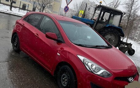 Hyundai i30 II рестайлинг, 2012 год, 980 000 рублей, 3 фотография