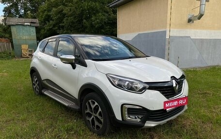 Renault Kaptur I рестайлинг, 2017 год, 1 520 000 рублей, 2 фотография