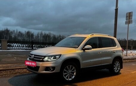 Volkswagen Tiguan I, 2012 год, 1 800 000 рублей, 10 фотография