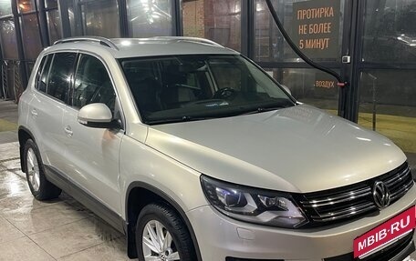 Volkswagen Tiguan I, 2012 год, 1 800 000 рублей, 4 фотография