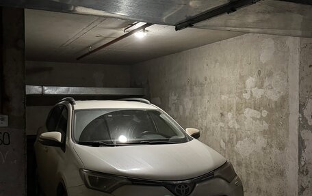 Toyota RAV4, 2016 год, 2 780 000 рублей, 1 фотография