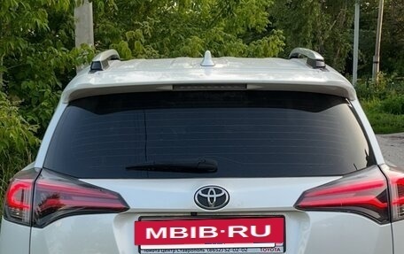 Toyota RAV4, 2016 год, 2 780 000 рублей, 3 фотография