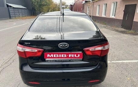 KIA Rio III рестайлинг, 2014 год, 890 000 рублей, 2 фотография