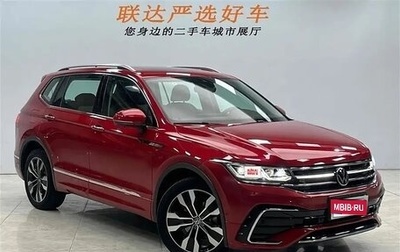 Volkswagen Tiguan II, 2021 год, 3 390 000 рублей, 1 фотография