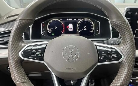 Volkswagen Tiguan II, 2021 год, 3 390 000 рублей, 12 фотография