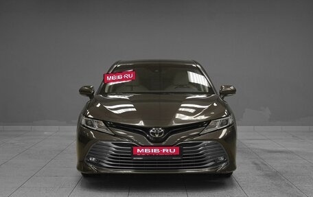 Toyota Camry, 2018 год, 2 699 000 рублей, 3 фотография