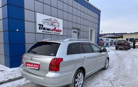 Toyota Avensis III рестайлинг, 2004 год, 697 000 рублей, 3 фотография