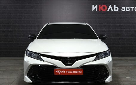 Toyota Camry, 2019 год, 3 540 000 рублей, 2 фотография