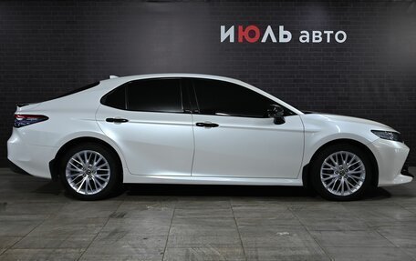 Toyota Camry, 2019 год, 3 540 000 рублей, 8 фотография