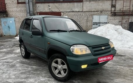 Chevrolet Niva I рестайлинг, 2004 год, 510 000 рублей, 3 фотография