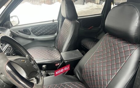 Chevrolet Niva I рестайлинг, 2004 год, 510 000 рублей, 11 фотография