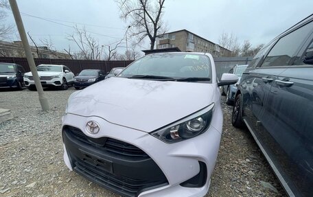 Toyota Yaris, 2020 год, 1 180 000 рублей, 2 фотография