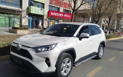 Toyota RAV4, 2021 год, 1 955 000 рублей, 1 фотография