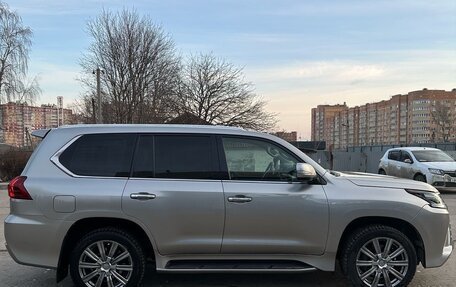 Lexus LX III, 2016 год, 8 200 000 рублей, 3 фотография