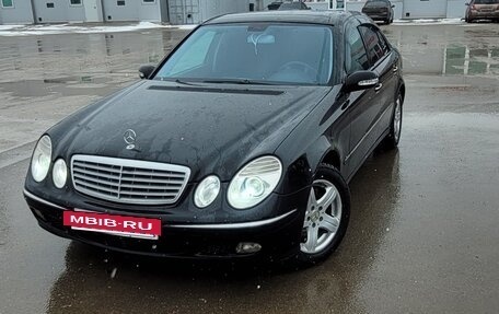 Mercedes-Benz E-Класс, 2004 год, 1 220 000 рублей, 4 фотография