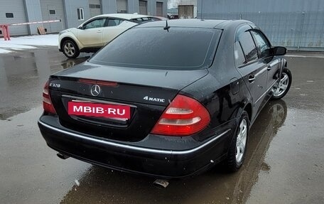 Mercedes-Benz E-Класс, 2004 год, 1 220 000 рублей, 9 фотография