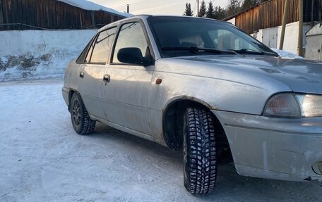 Daewoo Nexia I рестайлинг, 2004 год, 85 000 рублей, 4 фотография