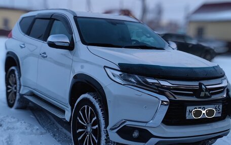 Mitsubishi Pajero Sport III рестайлинг, 2018 год, 3 250 000 рублей, 5 фотография