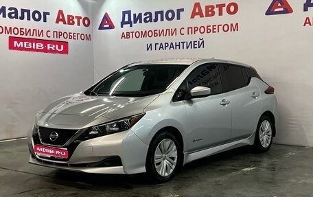 Nissan Leaf II, 2017 год, 1 600 000 рублей, 1 фотография