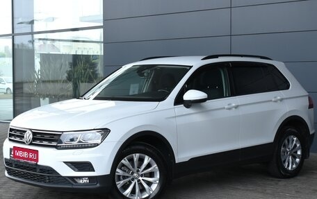 Volkswagen Tiguan II, 2019 год, 2 699 000 рублей, 1 фотография