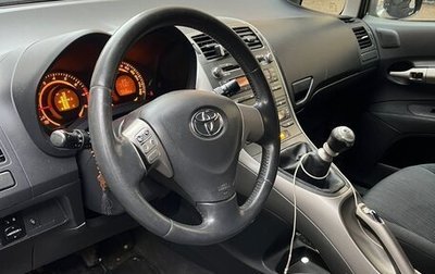 Toyota Auris II, 2009 год, 620 000 рублей, 1 фотография