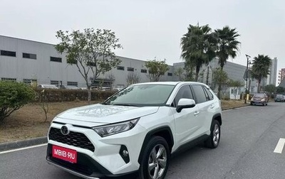 Toyota RAV4, 2021 год, 2 200 000 рублей, 1 фотография