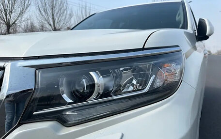Toyota Land Cruiser Prado 150 рестайлинг 2, 2020 год, 5 300 000 рублей, 19 фотография