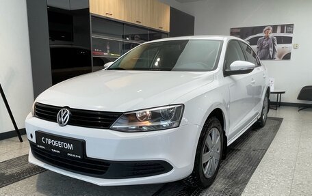 Volkswagen Jetta VI, 2013 год, 750 000 рублей, 2 фотография