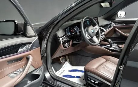 BMW 5 серия, 2021 год, 3 800 000 рублей, 6 фотография