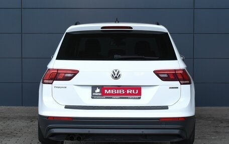 Volkswagen Tiguan II, 2019 год, 2 699 000 рублей, 5 фотография